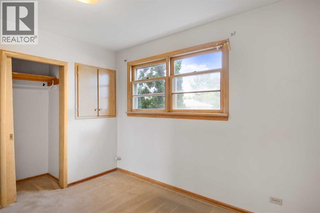 Photo 11 of 10007 92 Avenue, Grande Prairie AB