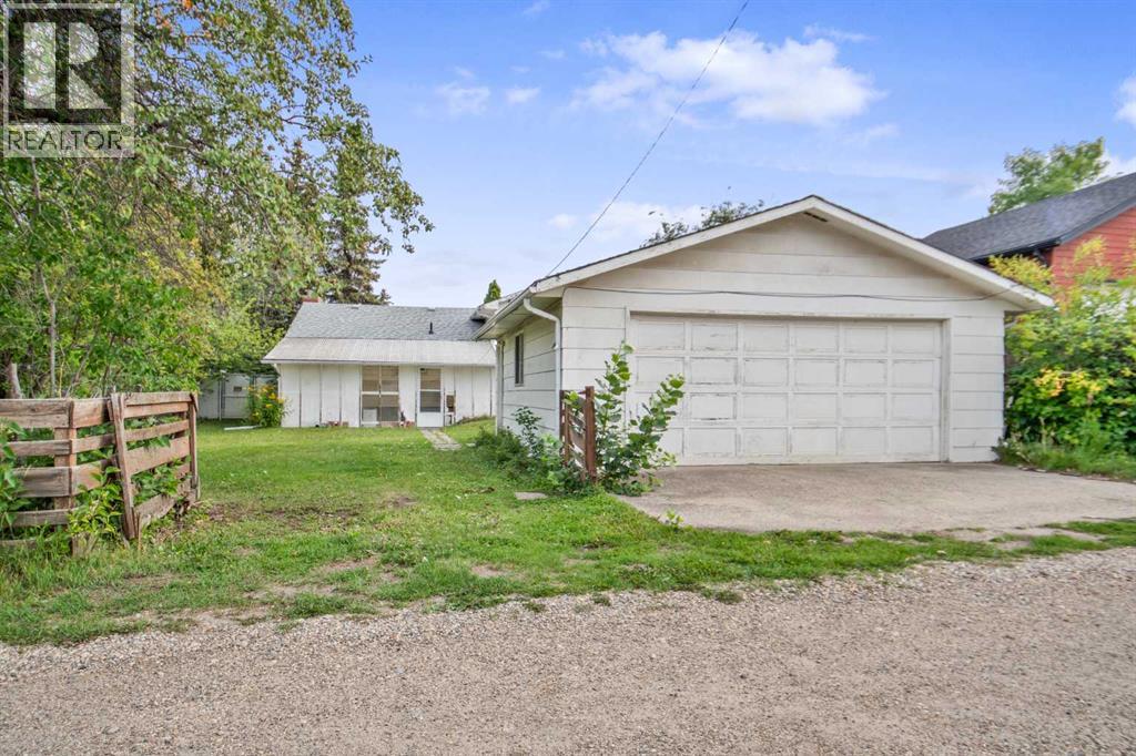 Photo 26 of 10007 92 Avenue, Grande Prairie AB