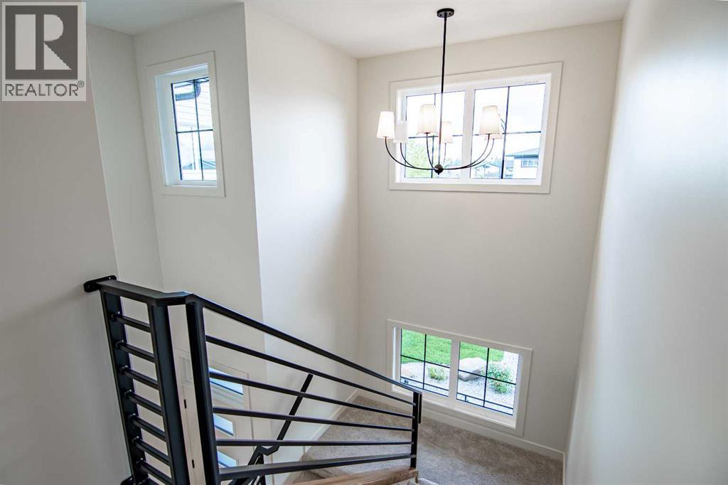 Single Family House for Sale in  Eaton Crescent Evergreen Red Deer 