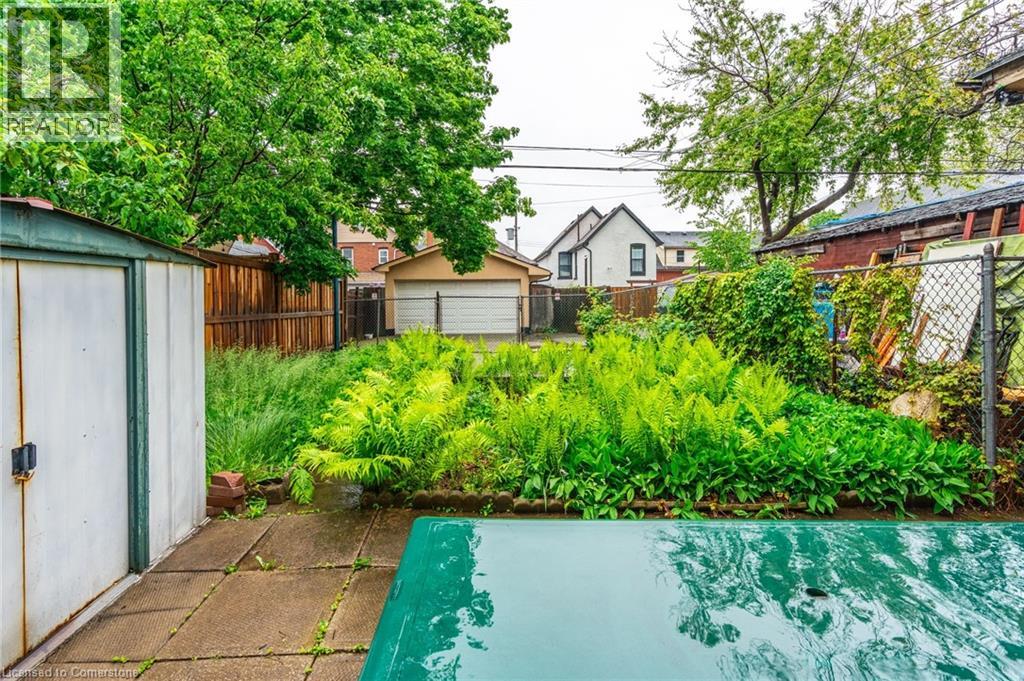 Photo 40 of 204 Emerald Street N, Hamilton ON