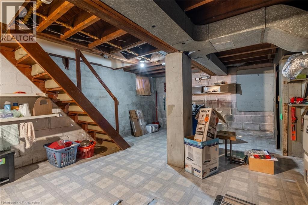 Photo 35 of 204 Emerald Street N, Hamilton ON
