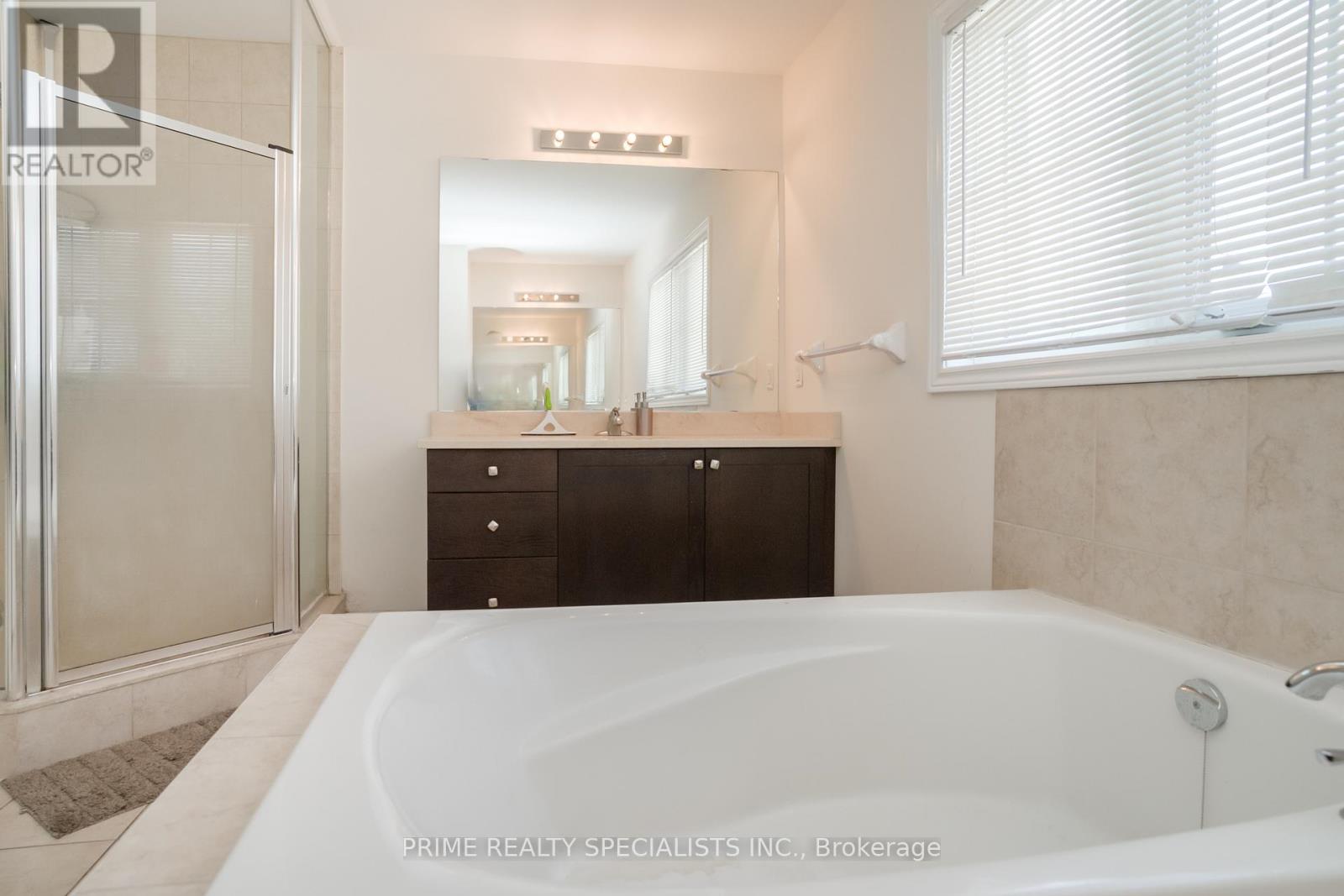 Photo 36 of 293 Johnson Drive, Shelburne ON