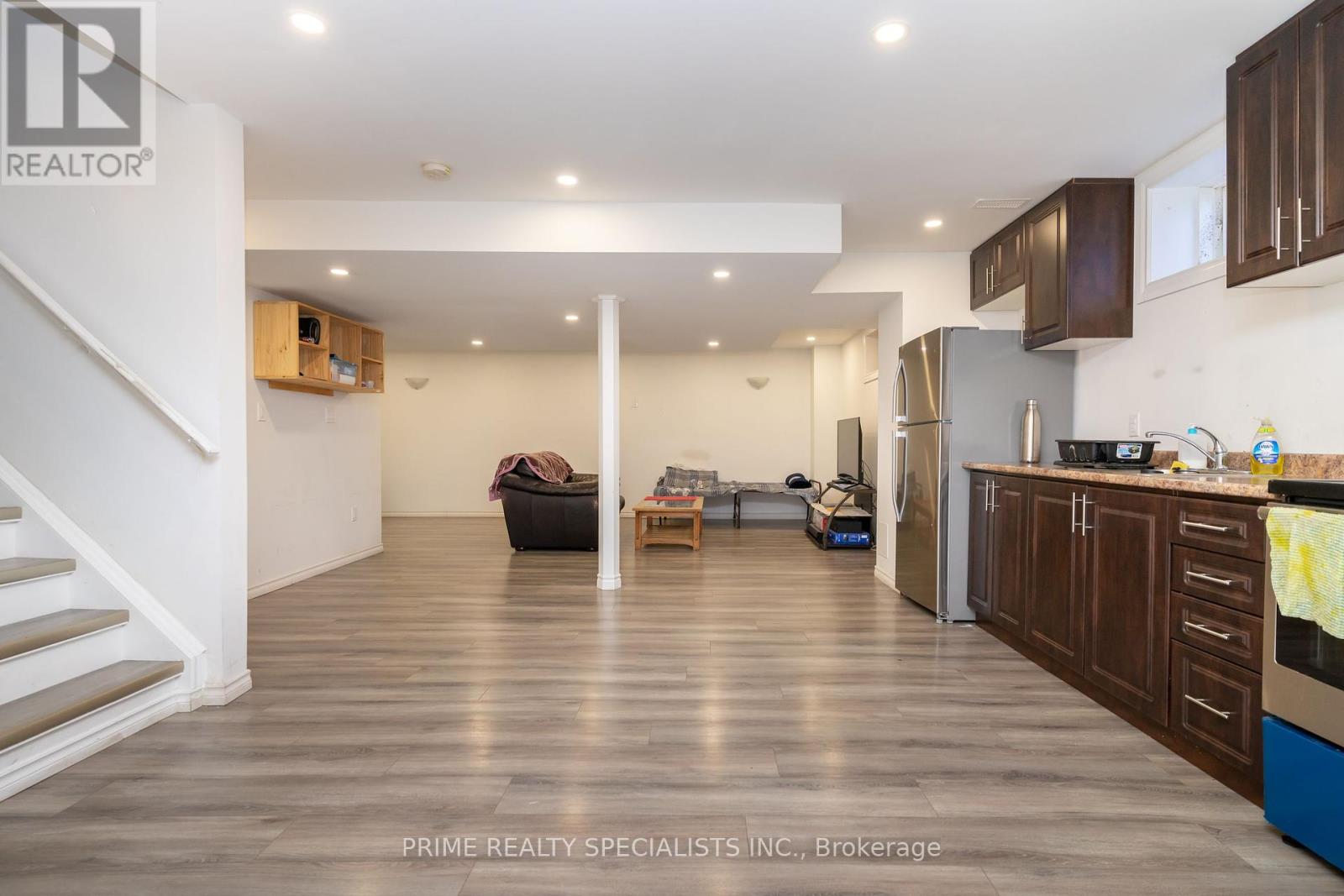 Photo 10 of 293 Johnson Drive, Shelburne ON