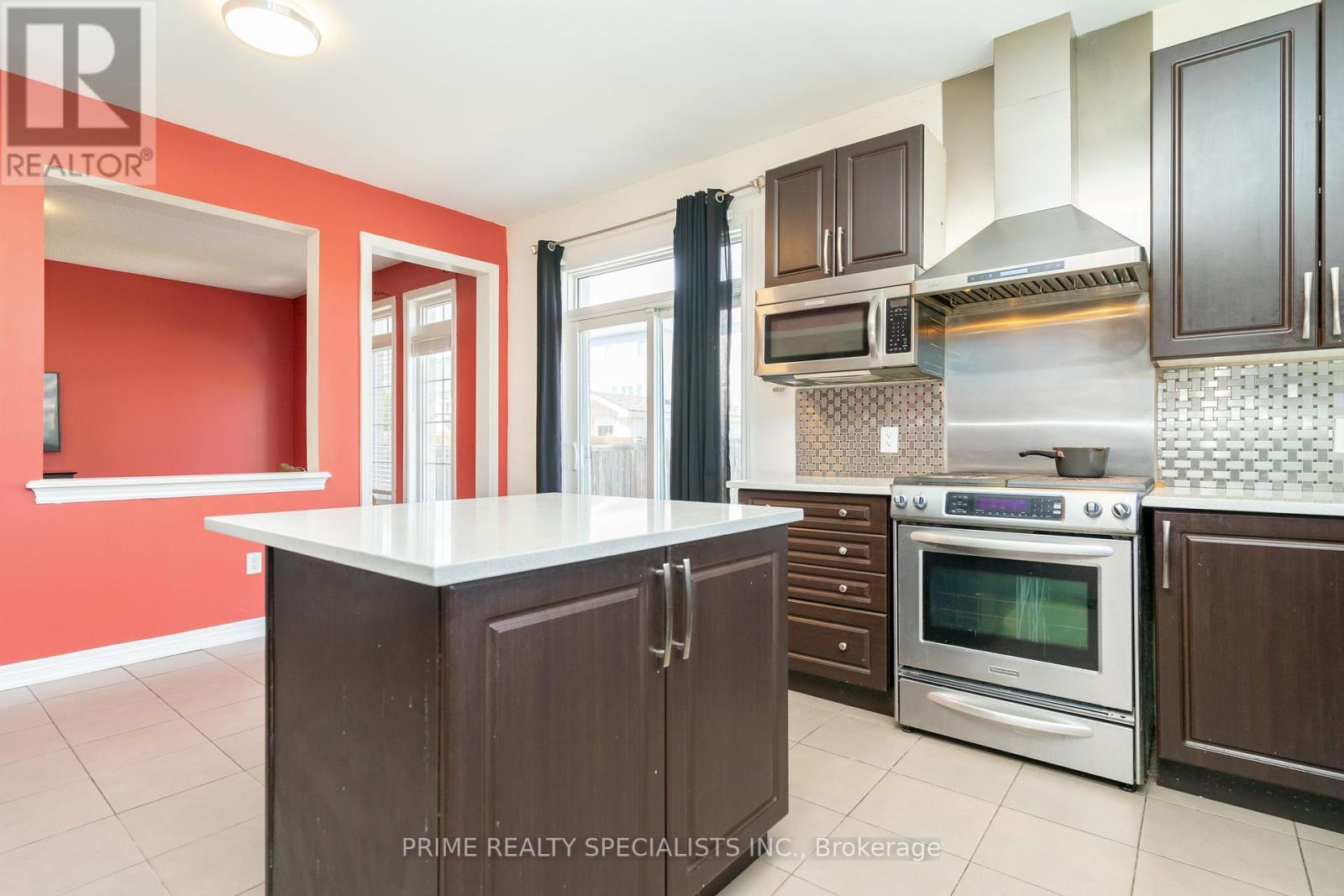 Photo 35 of 293 Johnson Drive, Shelburne ON