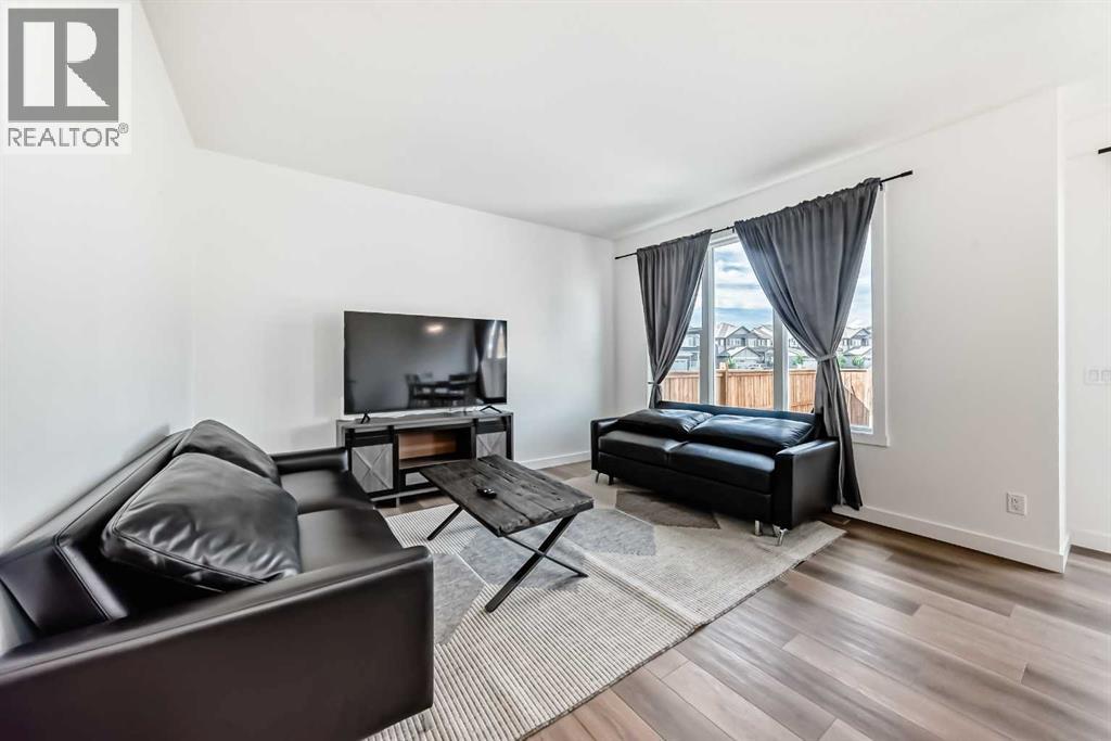 Photo 10 of 312 Heartland Way, Cochrane AB