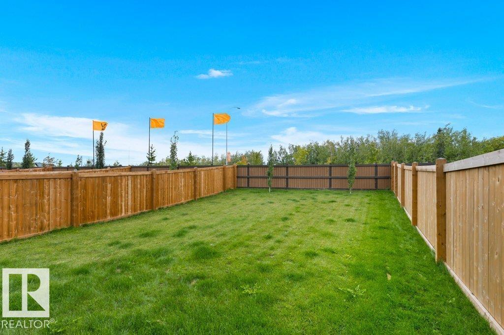 Photo 22 of 5127 Lark Cr Nw, Edmonton AB