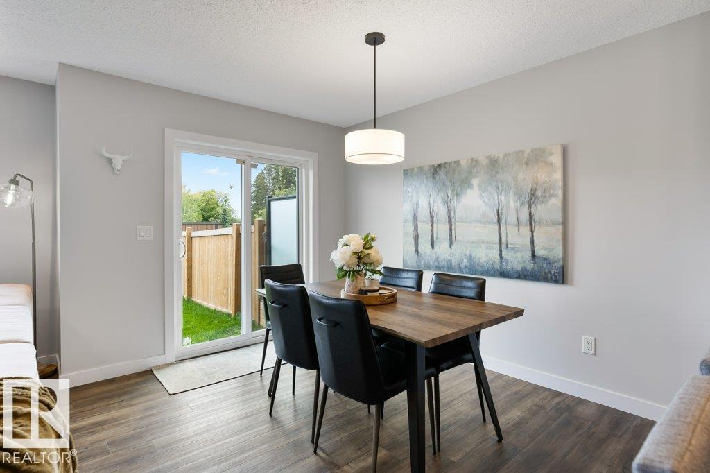 Photo 6 of 5127 Lark Cr Nw, Edmonton AB