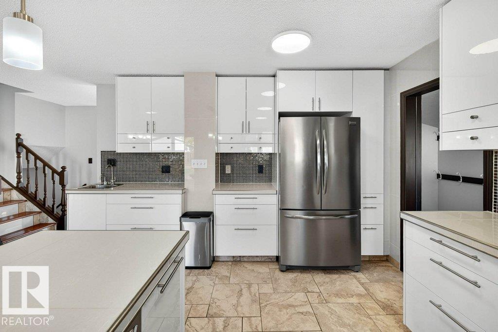 Photo 16 of 10106 89 St, Morinville AB