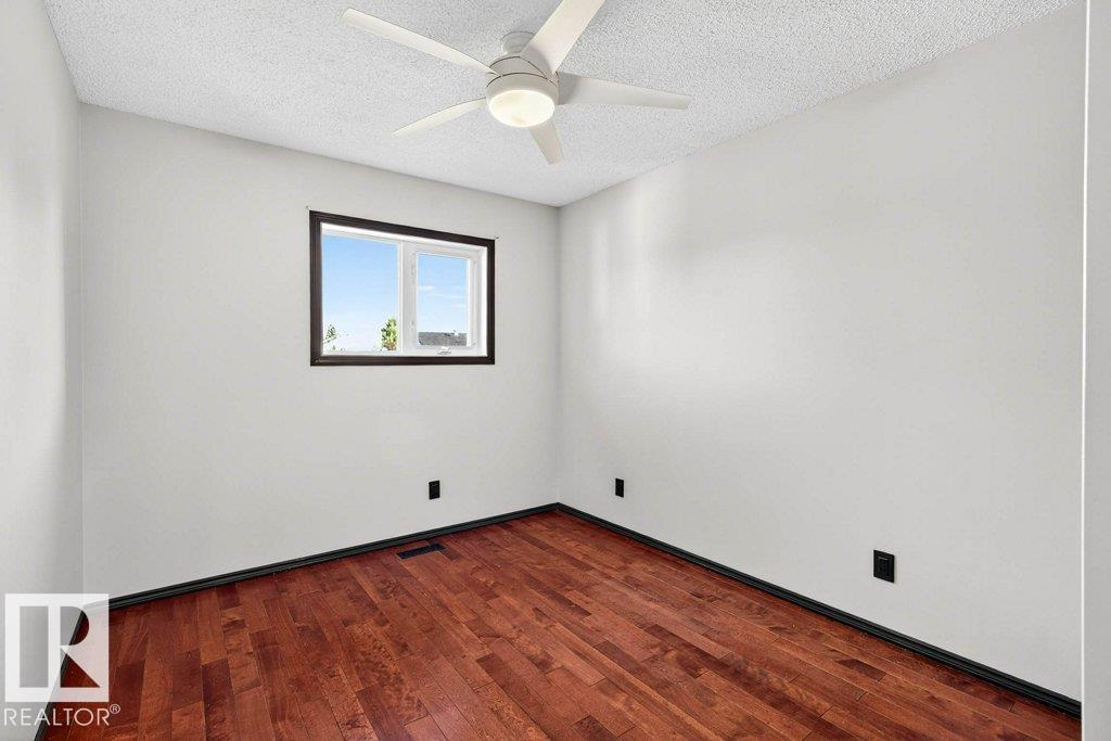 Photo 8 of 10106 89 St, Morinville AB