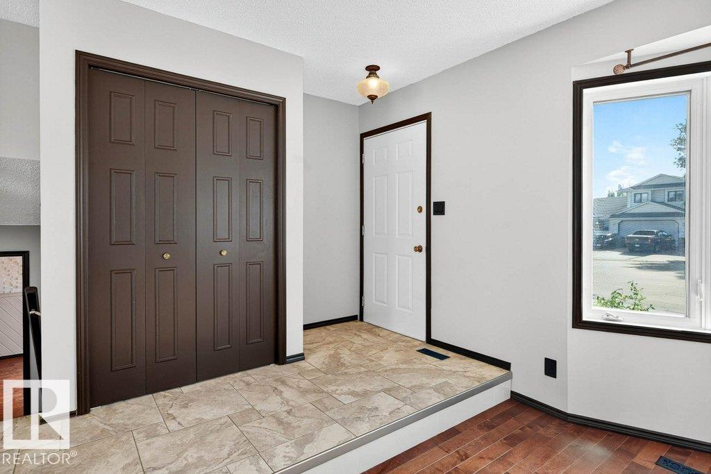 Photo 3 of 10106 89 St, Morinville AB