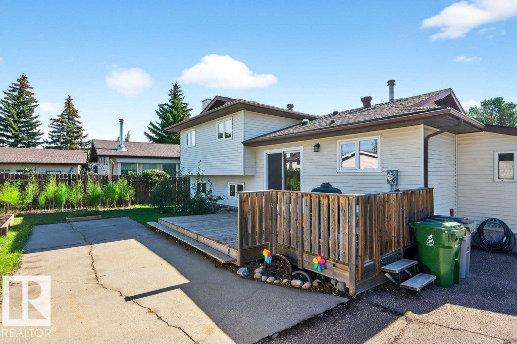 Photo 35 of 10106 89 St, Morinville AB