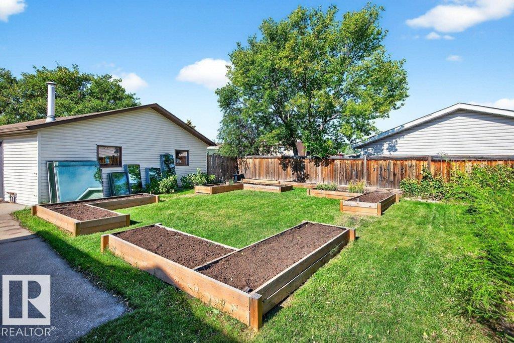 Photo 34 of 10106 89 St, Morinville AB