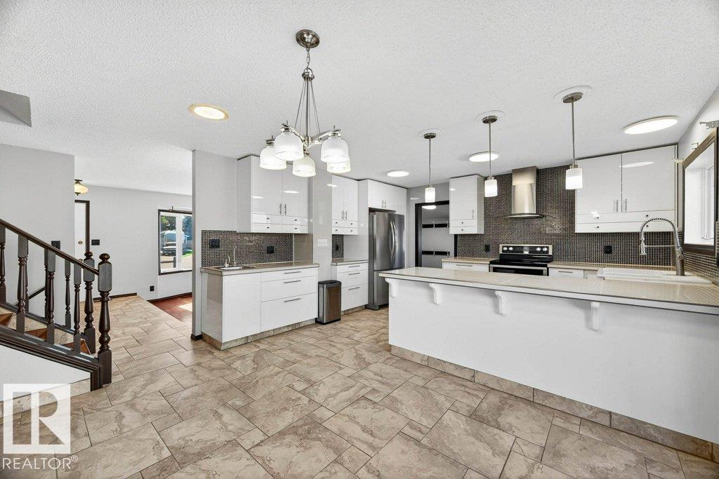 Photo 26 of 10106 89 St, Morinville AB