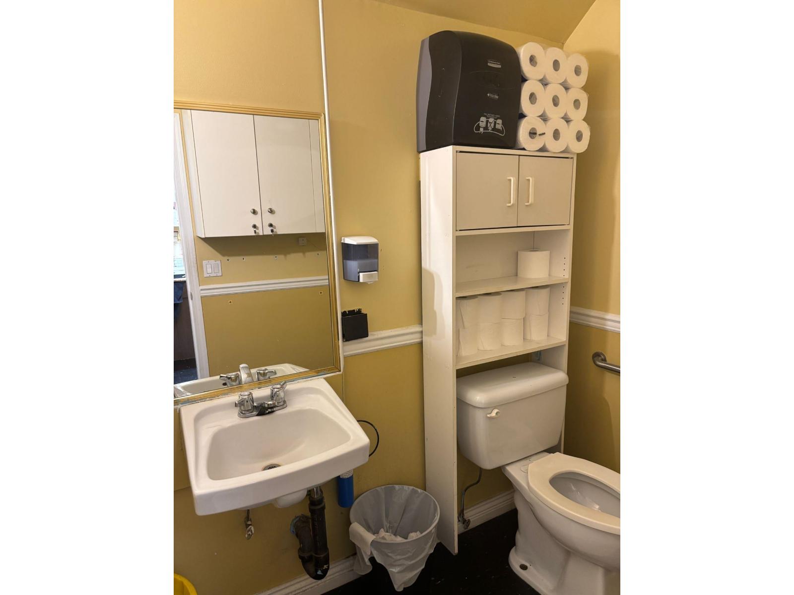 Photo 6 of 1434 Confidential, Surrey BC
