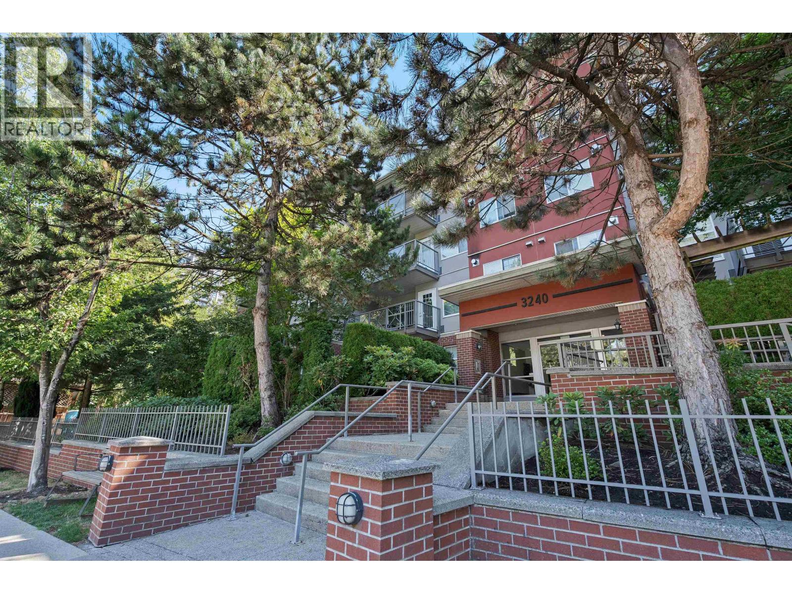 Photo 36 of 209 3240 St Johns Street, Port Moody BC