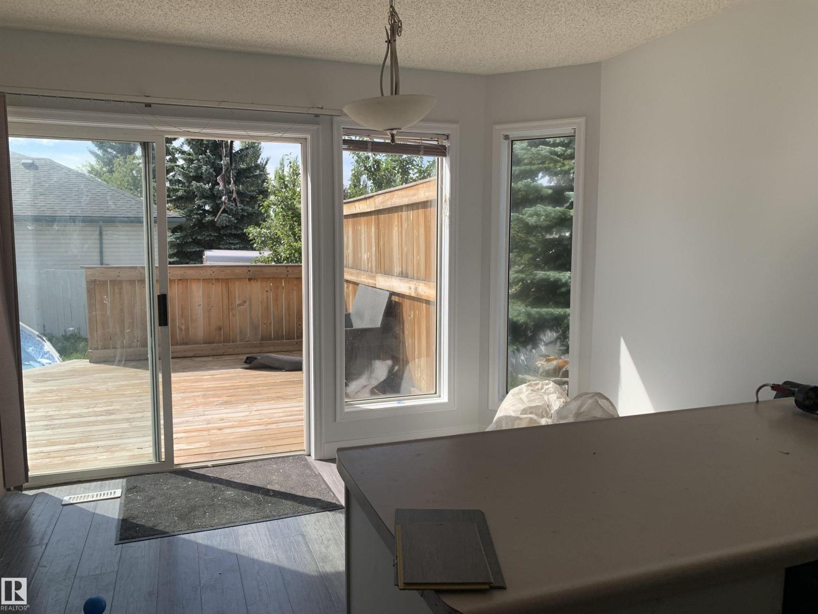 Photo 5 of 631 Jenner Cove Cv Nw, Edmonton AB