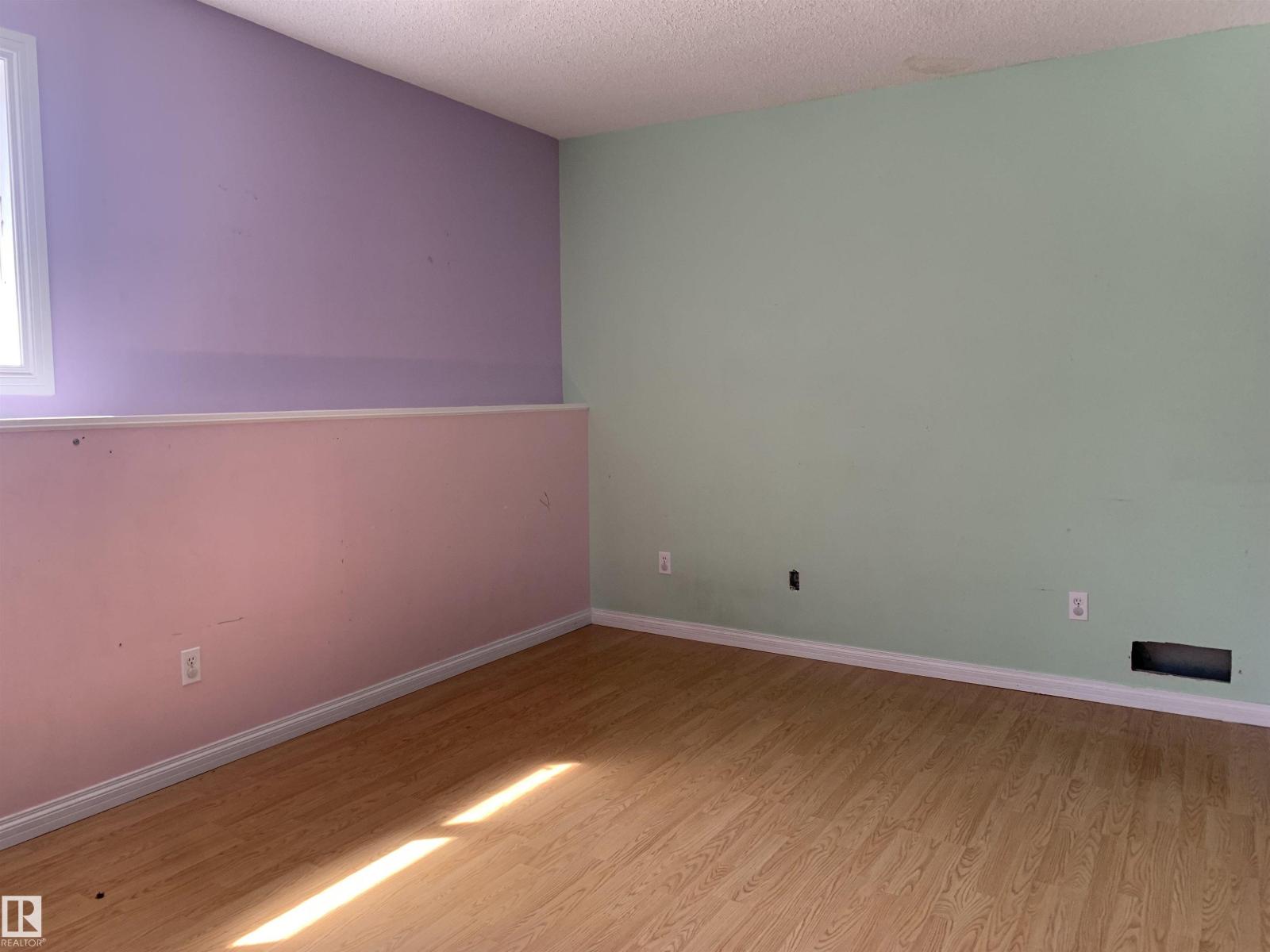 Photo 7 of 631 Jenner Cove Cv Nw, Edmonton AB