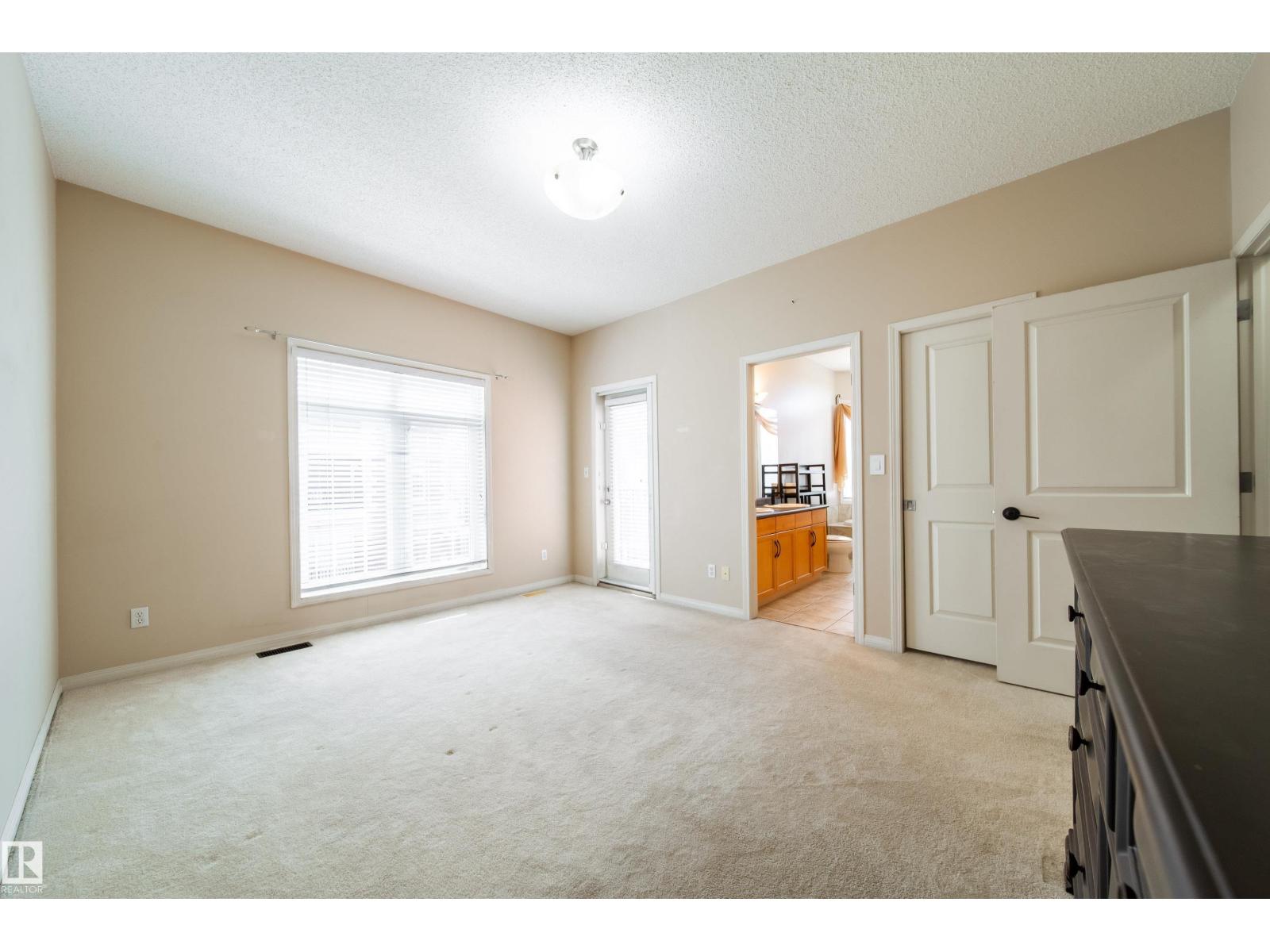 Photo 22 of 1 8403 164 Av Nw, Edmonton AB