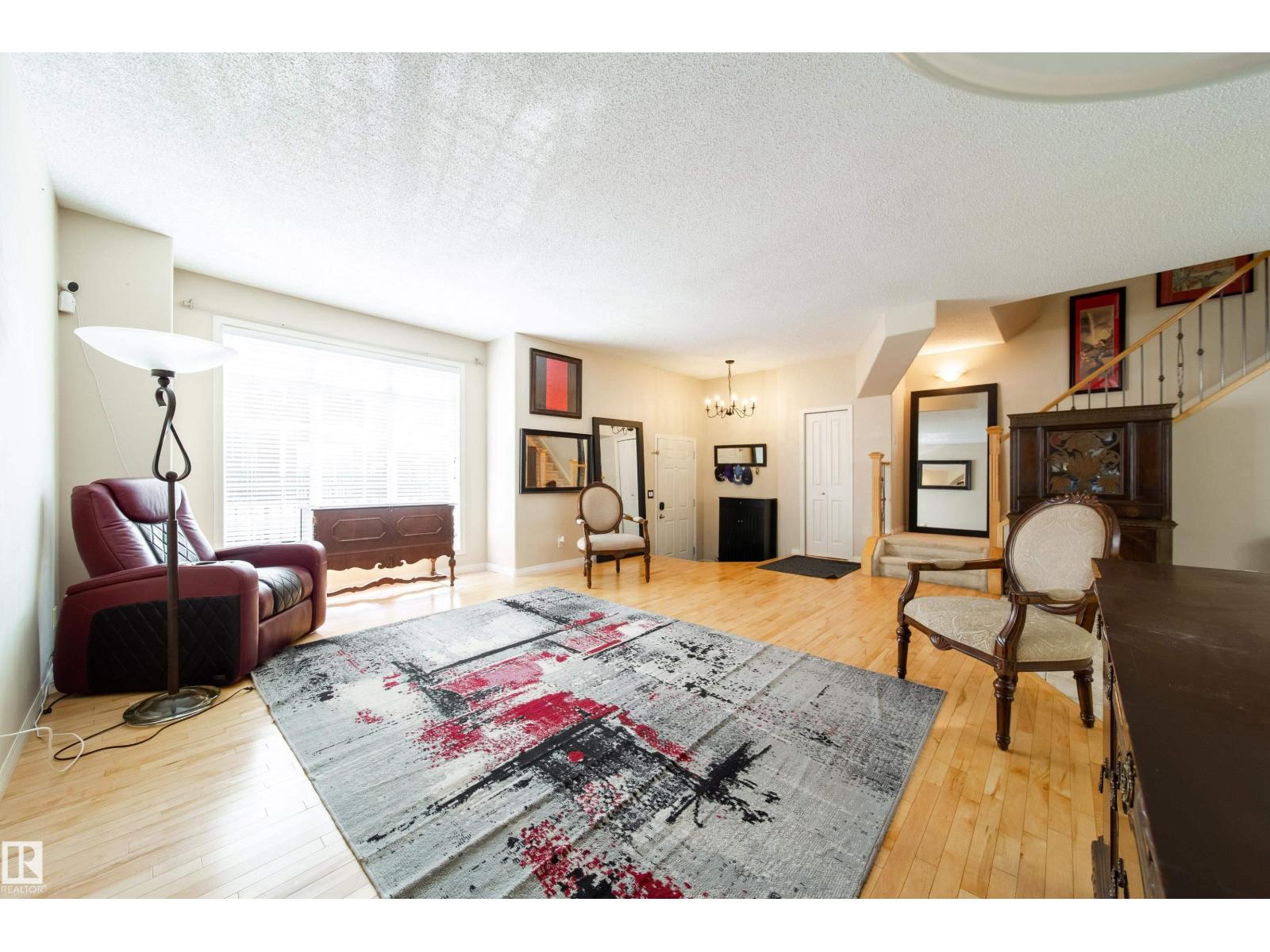 Photo 3 of 1 8403 164 Av Nw, Edmonton AB