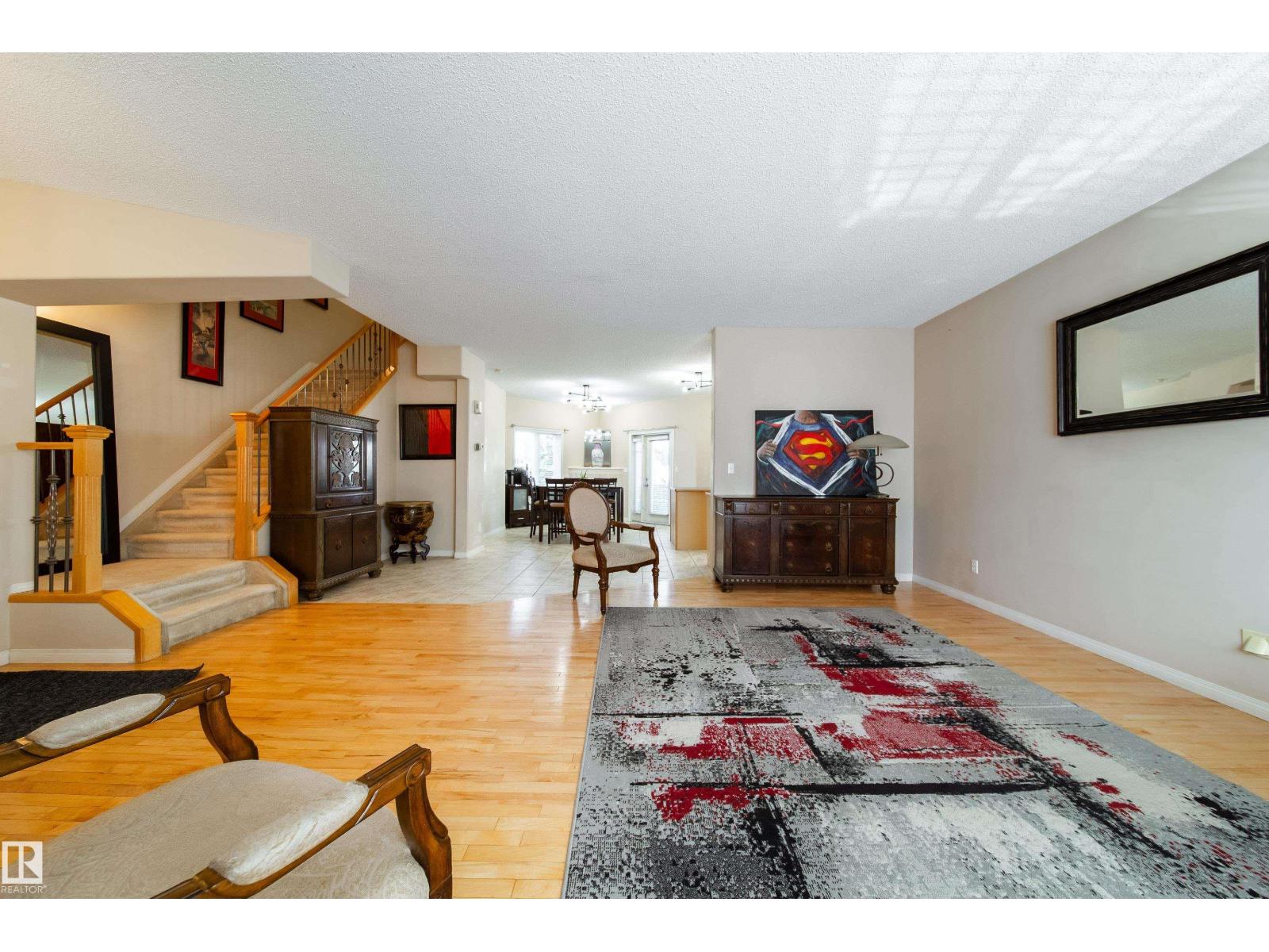 Photo 4 of 1 8403 164 Av Nw, Edmonton AB