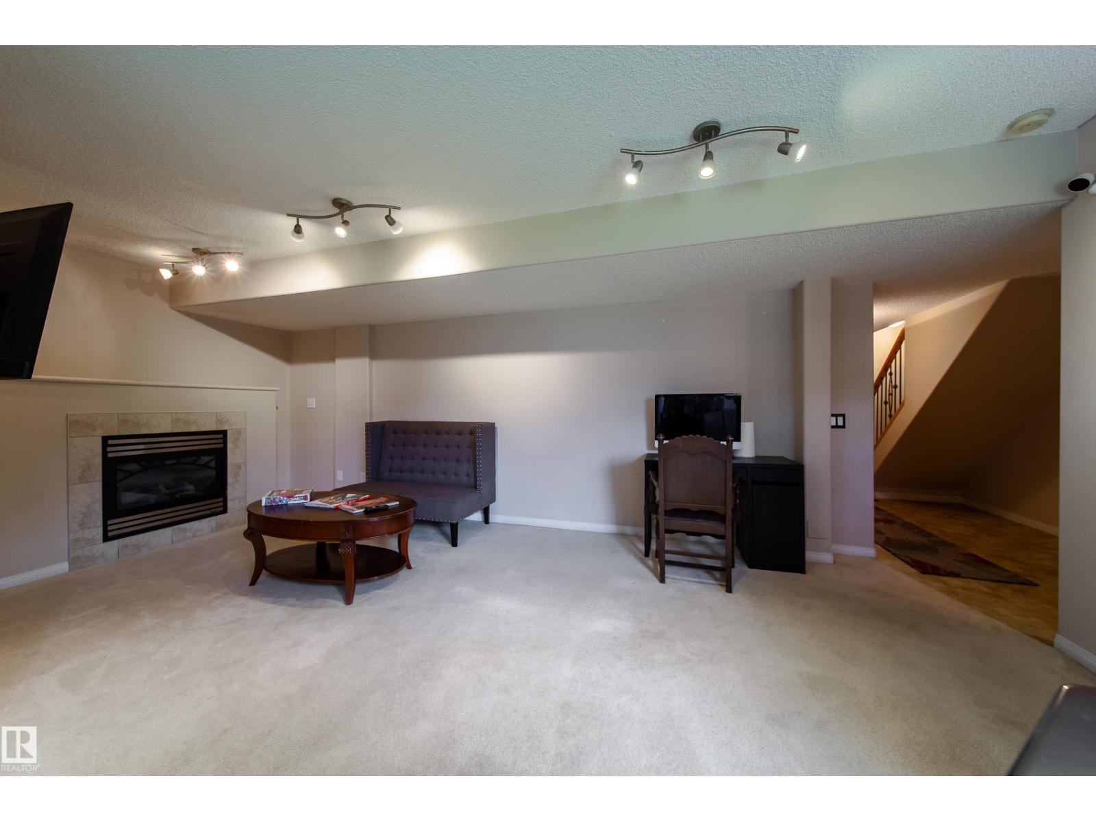 Photo 39 of 1 8403 164 Av Nw, Edmonton AB