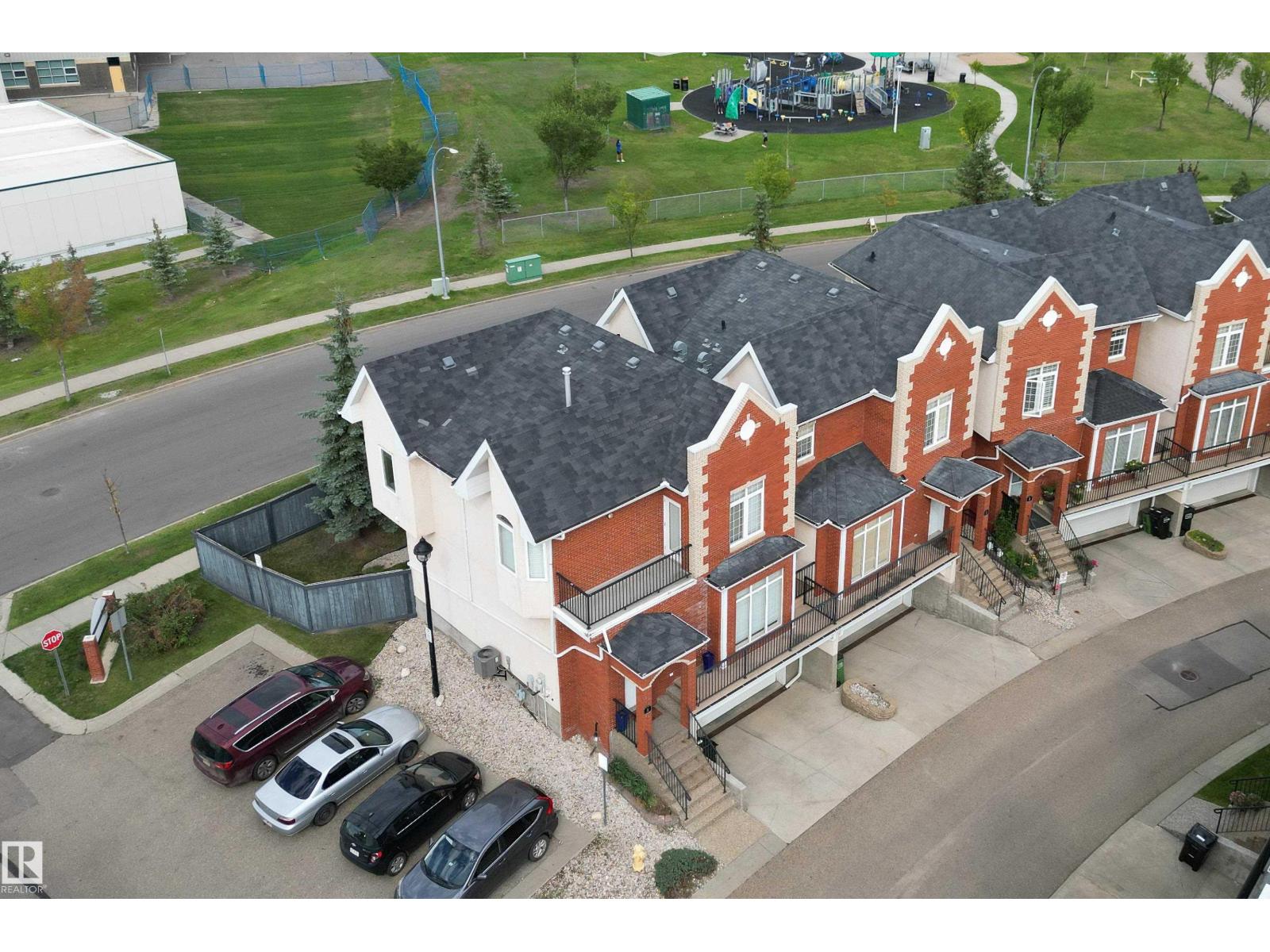 Photo 48 of 1 8403 164 Av Nw, Edmonton AB