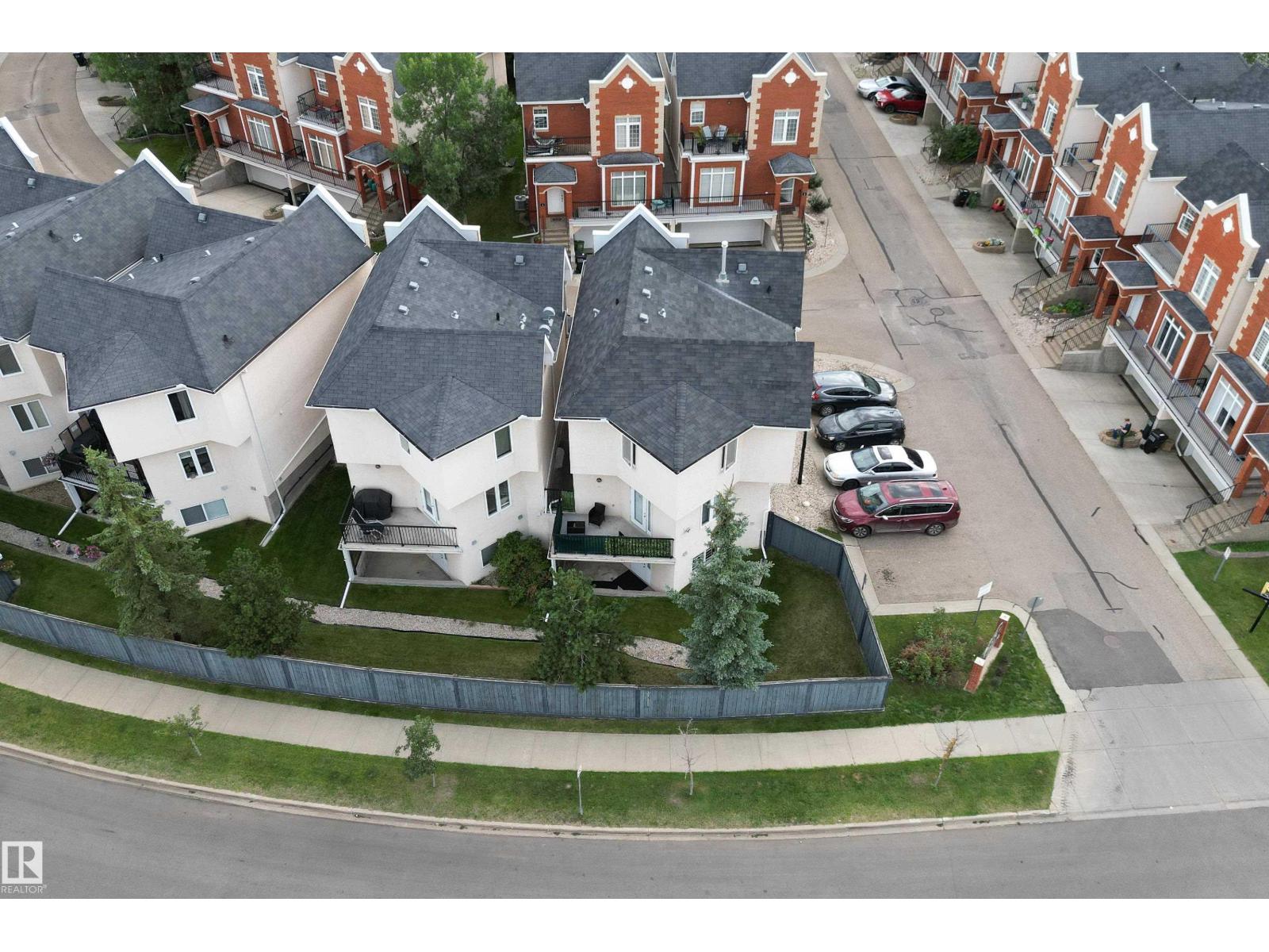 Photo 52 of 1 8403 164 Av Nw, Edmonton AB
