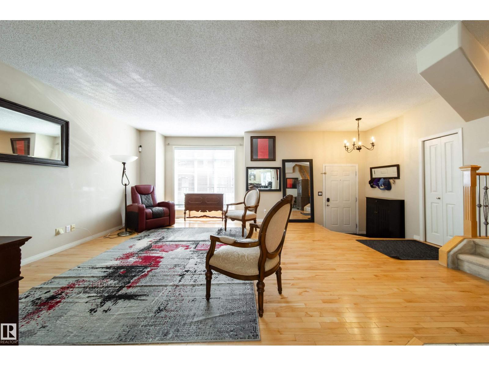 Photo 7 of 1 8403 164 Av Nw, Edmonton AB