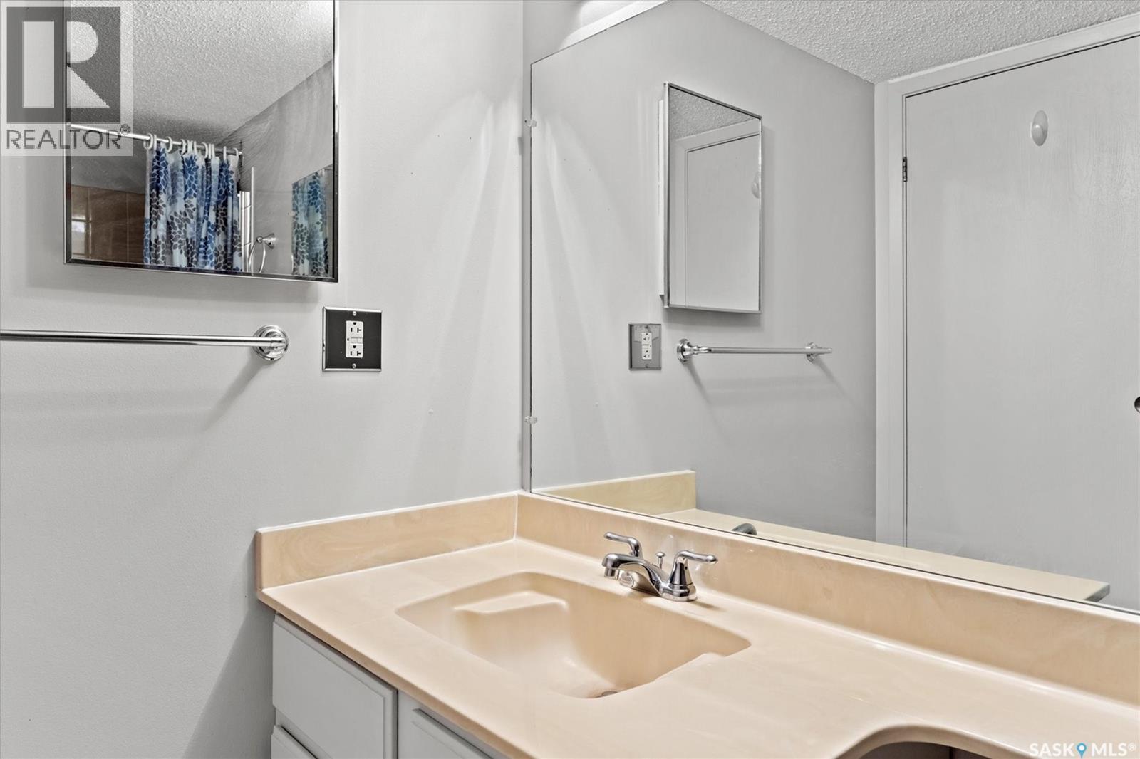 Photo 19 of 704 510 5th Avenue N, Saskatoon SK