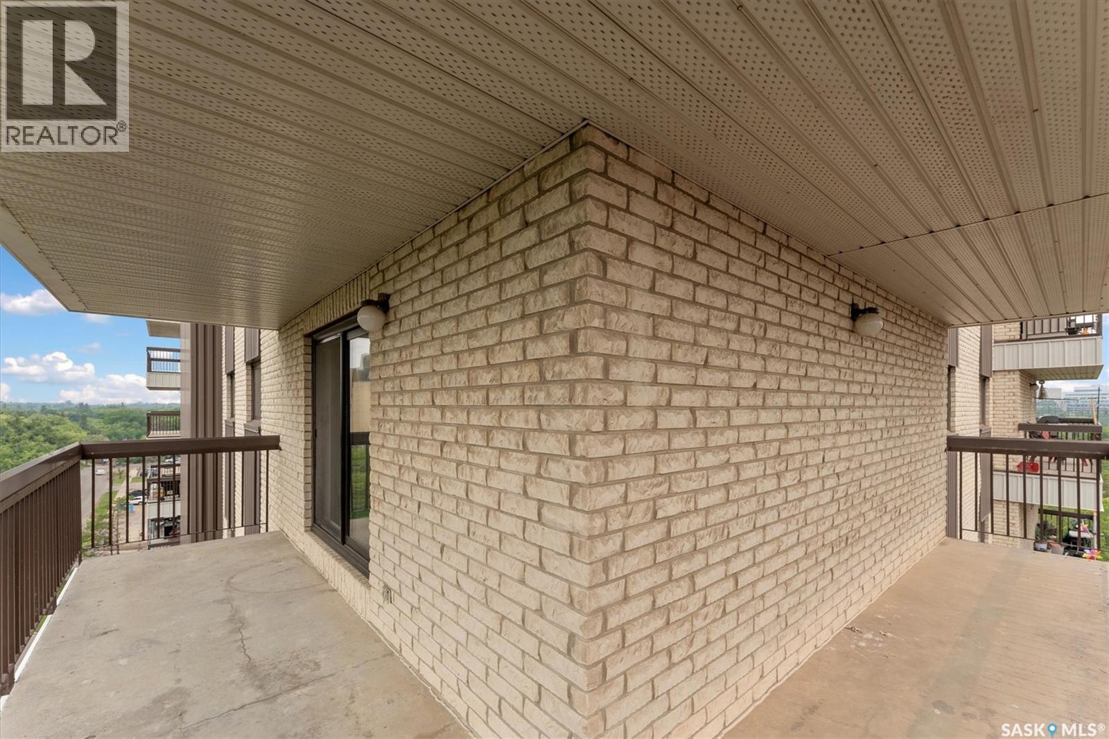 Photo 12 of 704 510 5th Avenue N, Saskatoon SK