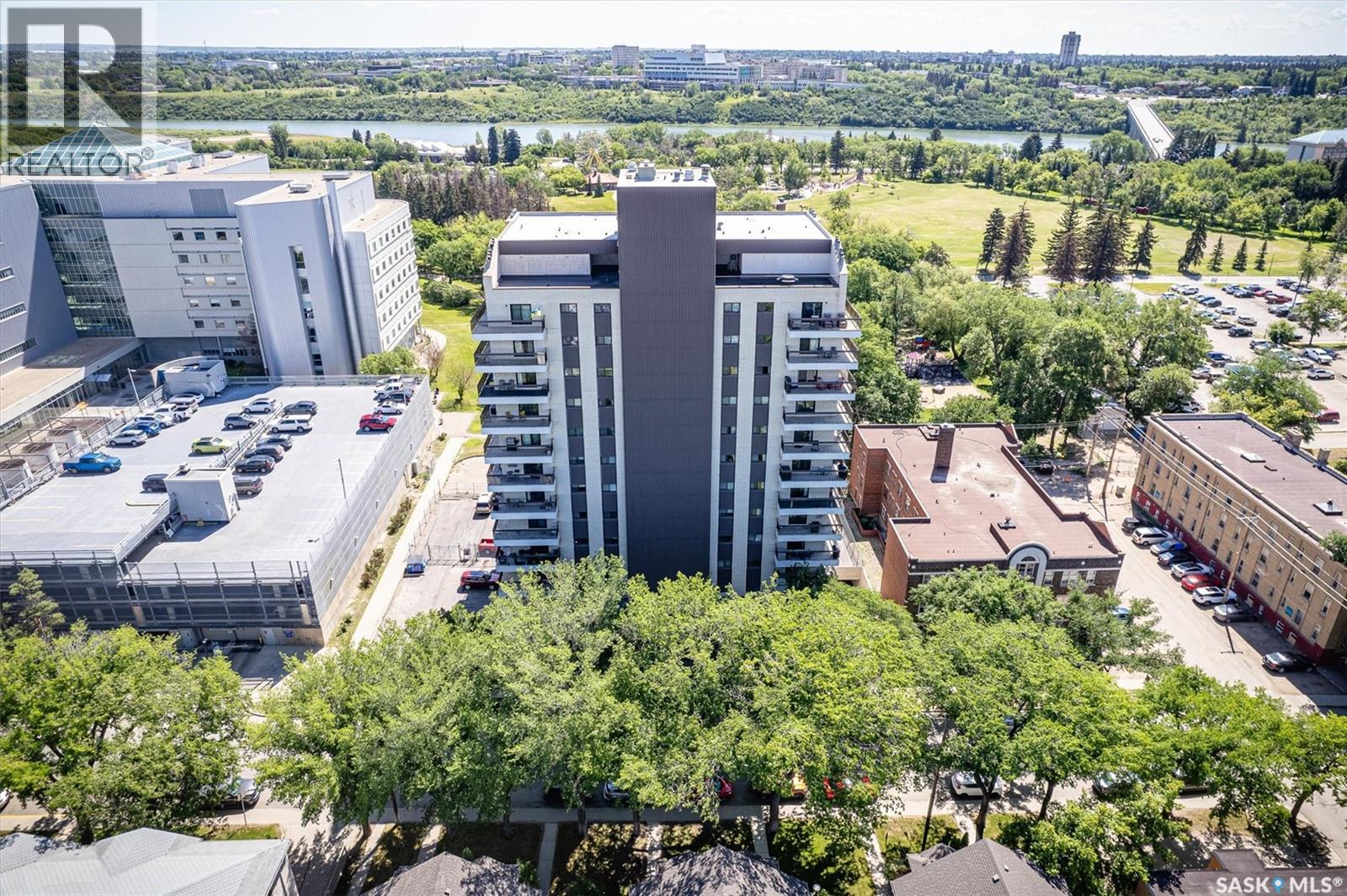 Photo 1 of 704 510 5th Avenue N, Saskatoon SK