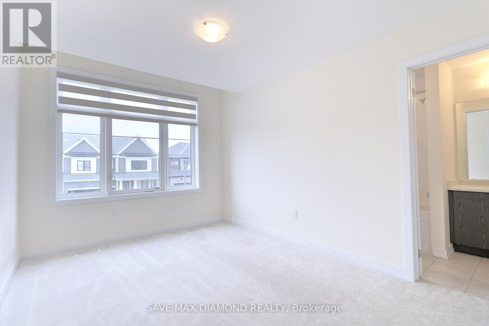 Photo 12 of 92 Monteith Drive, Brantford ON