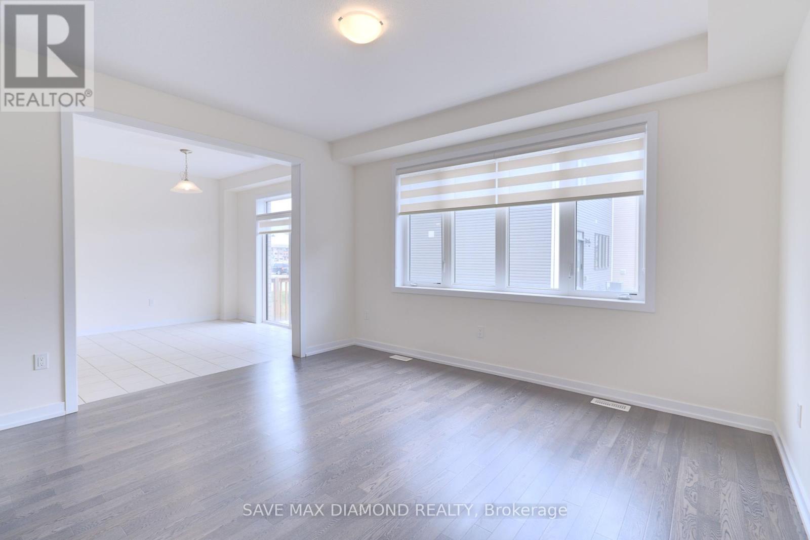 Photo 5 of 92 Monteith Drive, Brantford ON