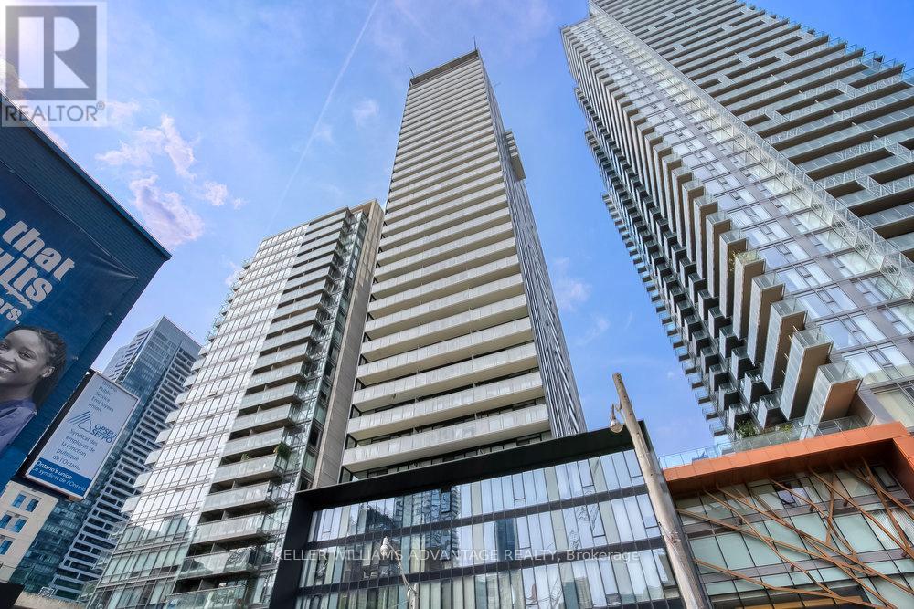 Photo 1 of 603 28 Wellesley Street E, Toronto ON
