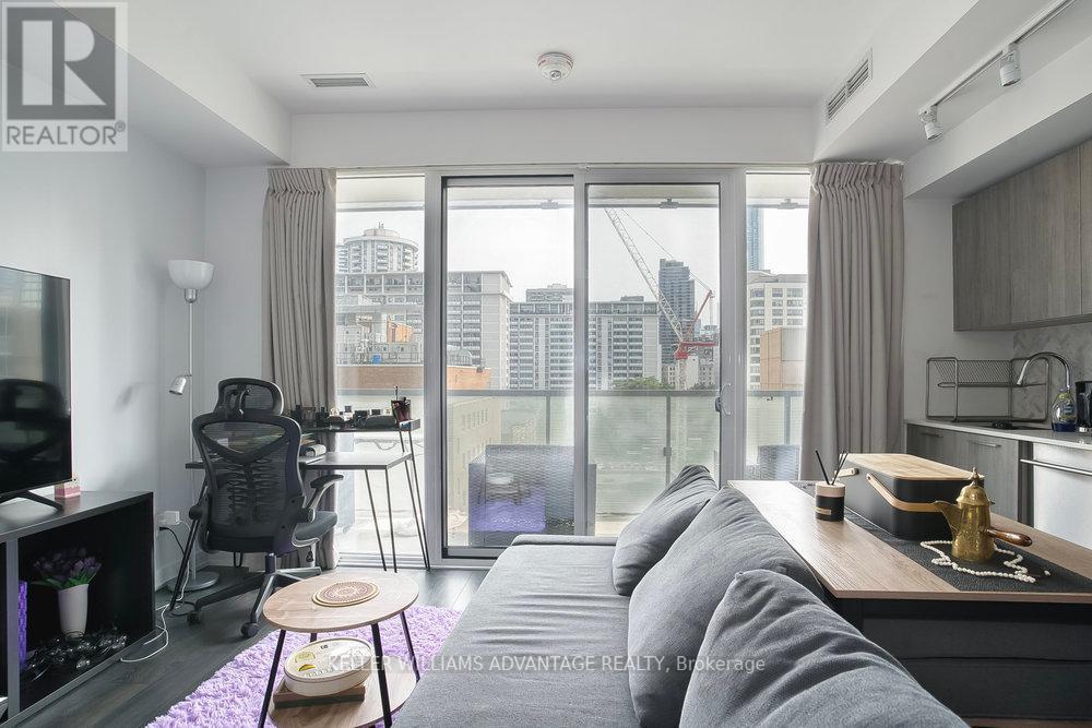 Photo 12 of 603 28 Wellesley Street E, Toronto ON