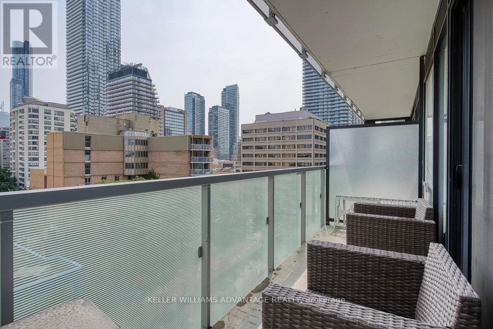 Photo 20 of 603 28 Wellesley Street E, Toronto ON
