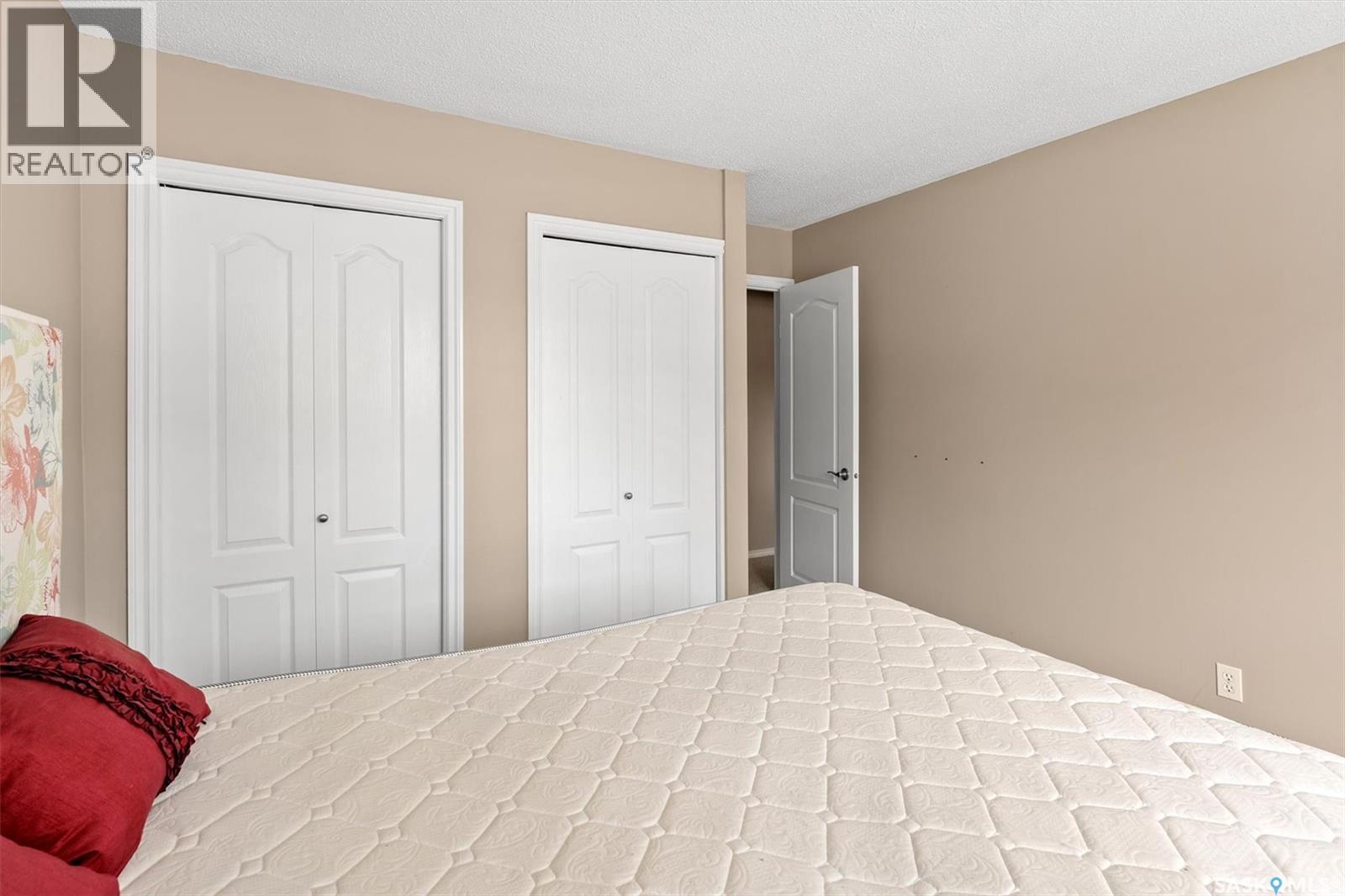 Single Family House Low rise for Sale in c  Mckercher DRIVE Saskatoon 