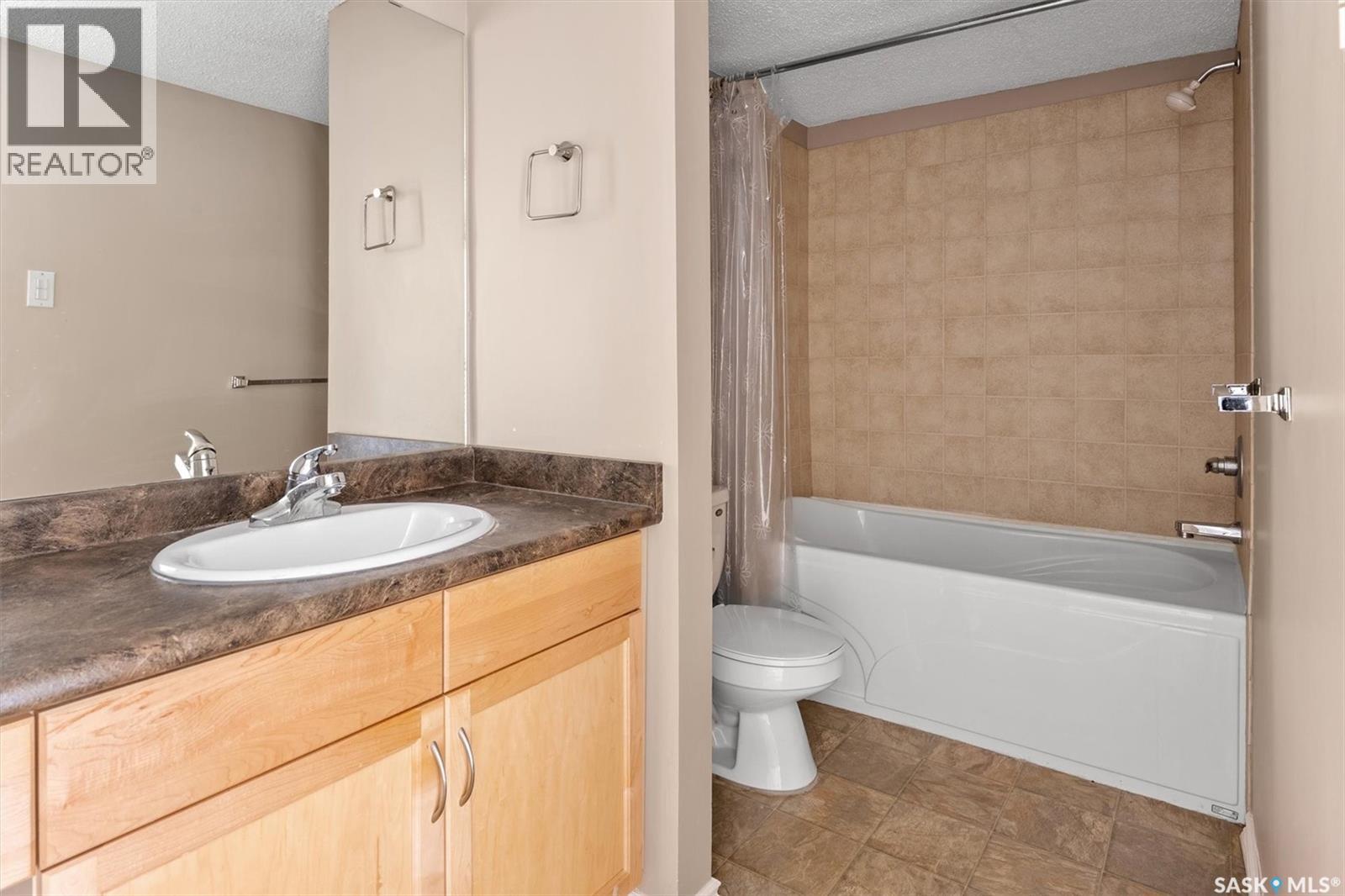 Single Family House Low rise for Sale in c  Mckercher DRIVE Saskatoon 