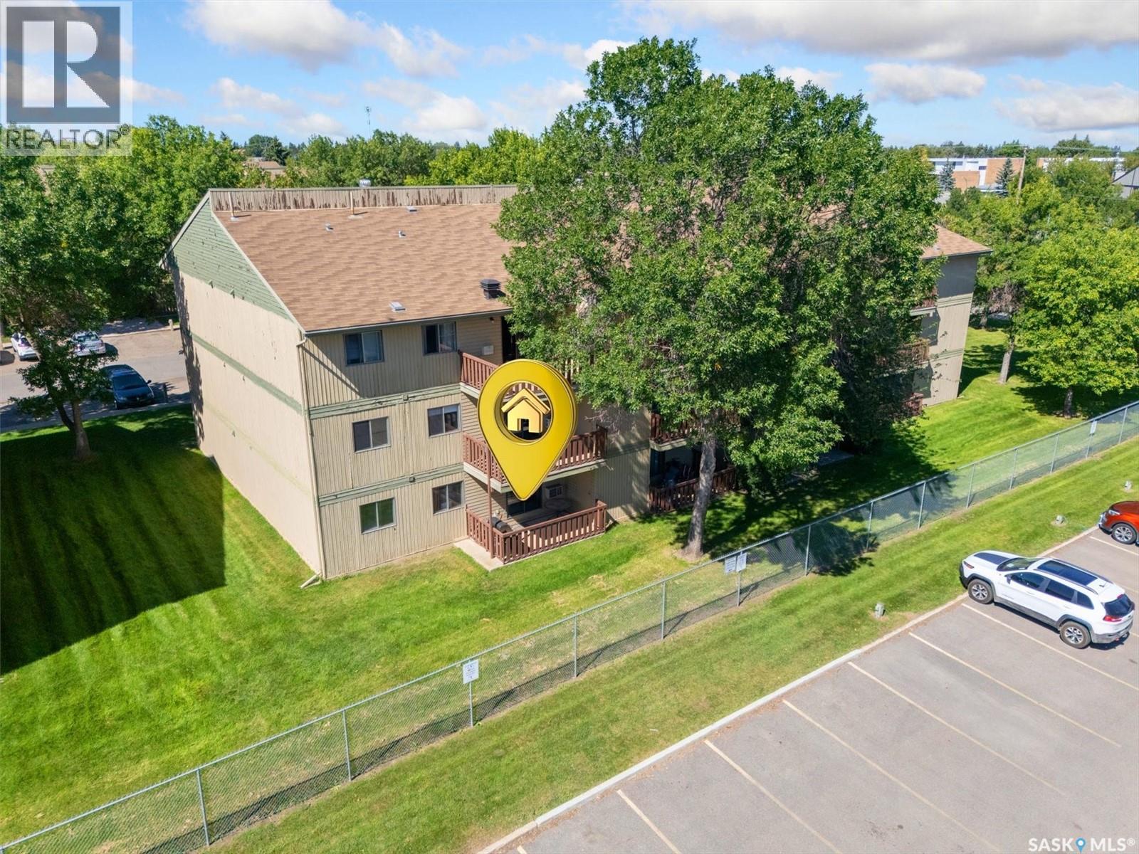 Single Family House Low rise for Sale in c  Mckercher DRIVE Saskatoon 
