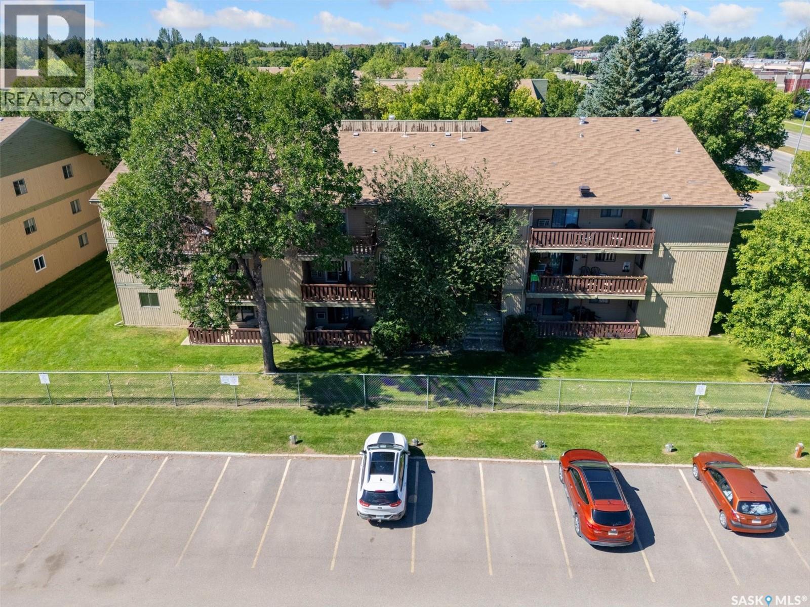 Single Family House Low rise for Sale in c  Mckercher DRIVE Saskatoon 