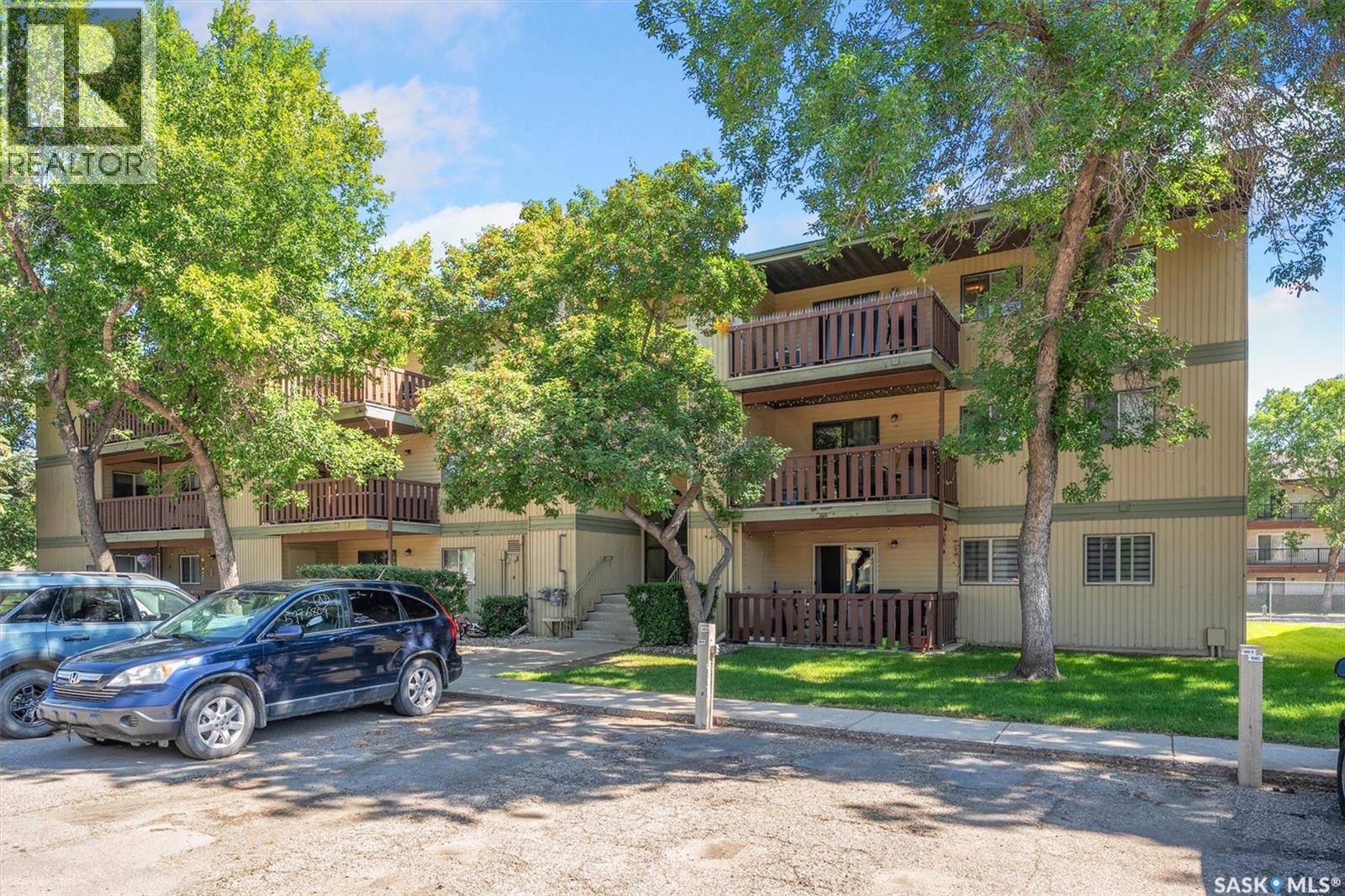 Single Family House Low rise for Sale in c  Mckercher DRIVE Saskatoon 