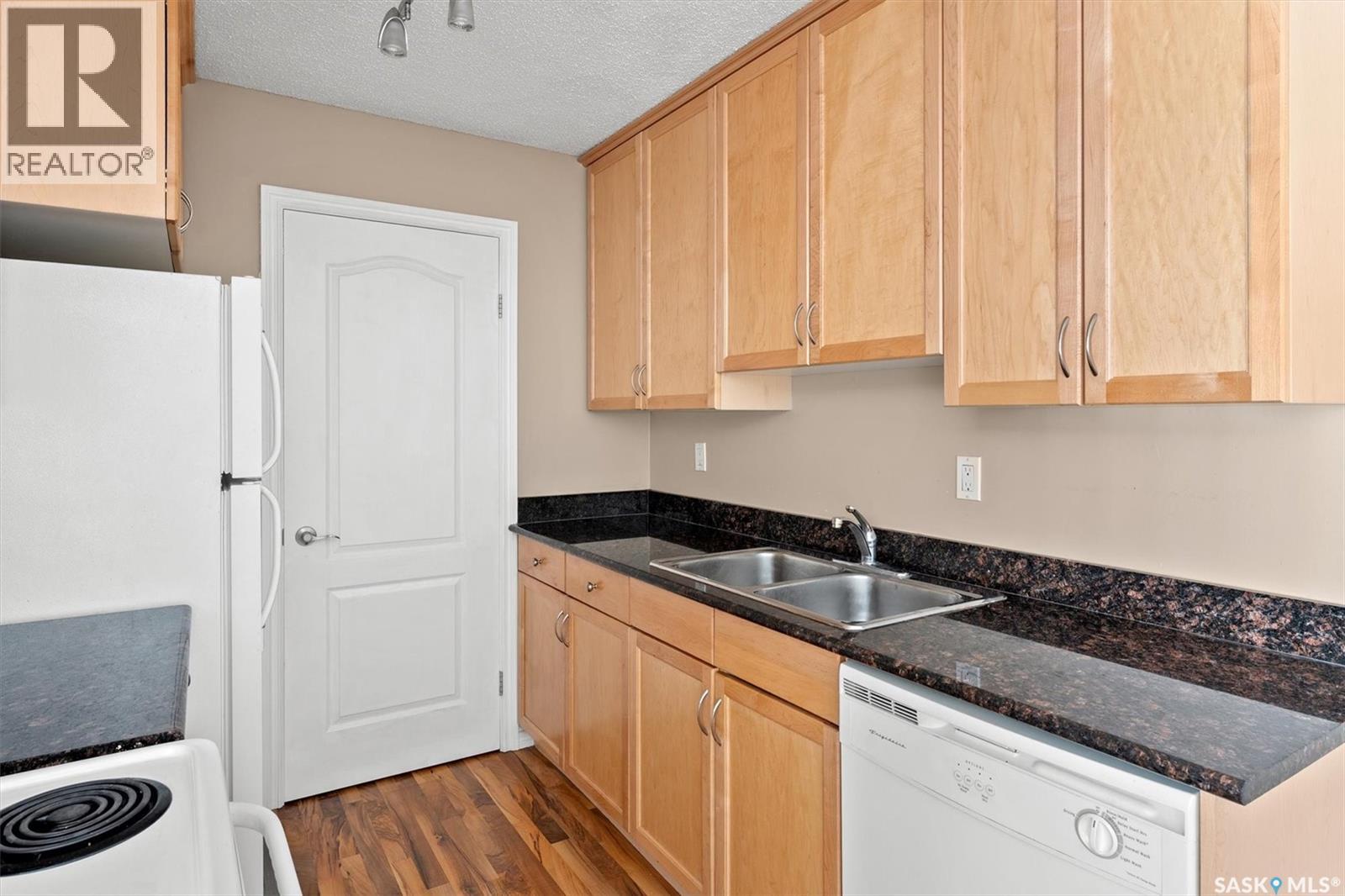 Single Family House Low rise for Sale in c  Mckercher DRIVE Saskatoon 
