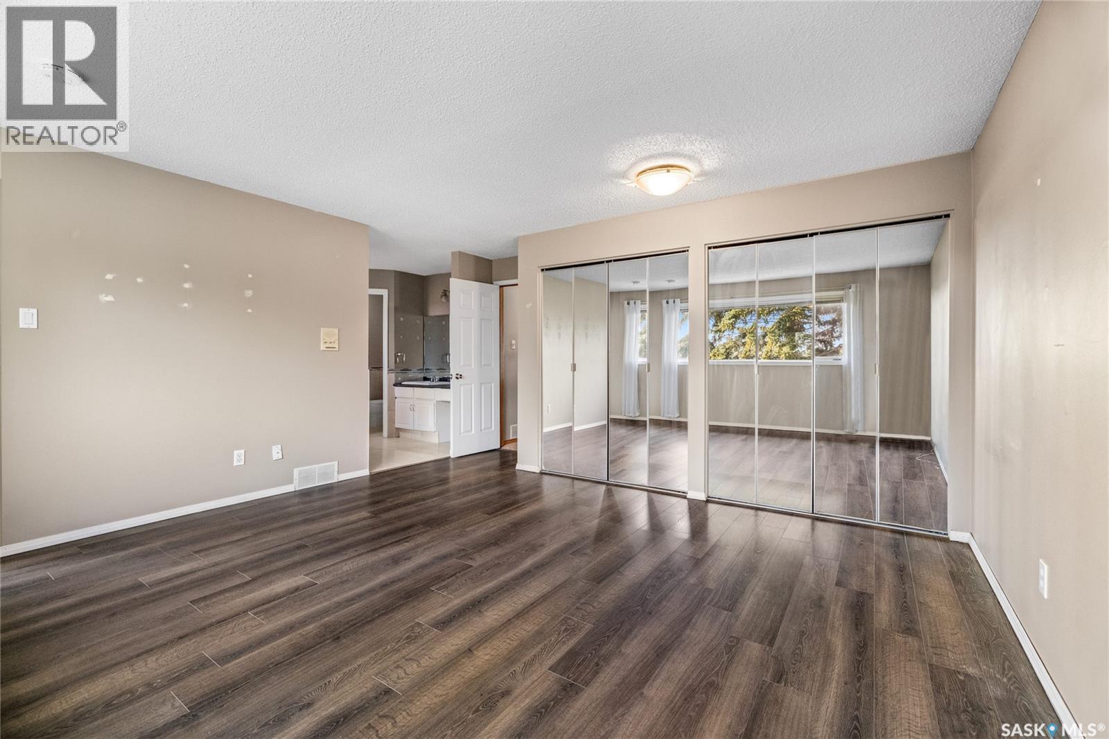 Photo 32 of 307 Avon Drive, Regina SK