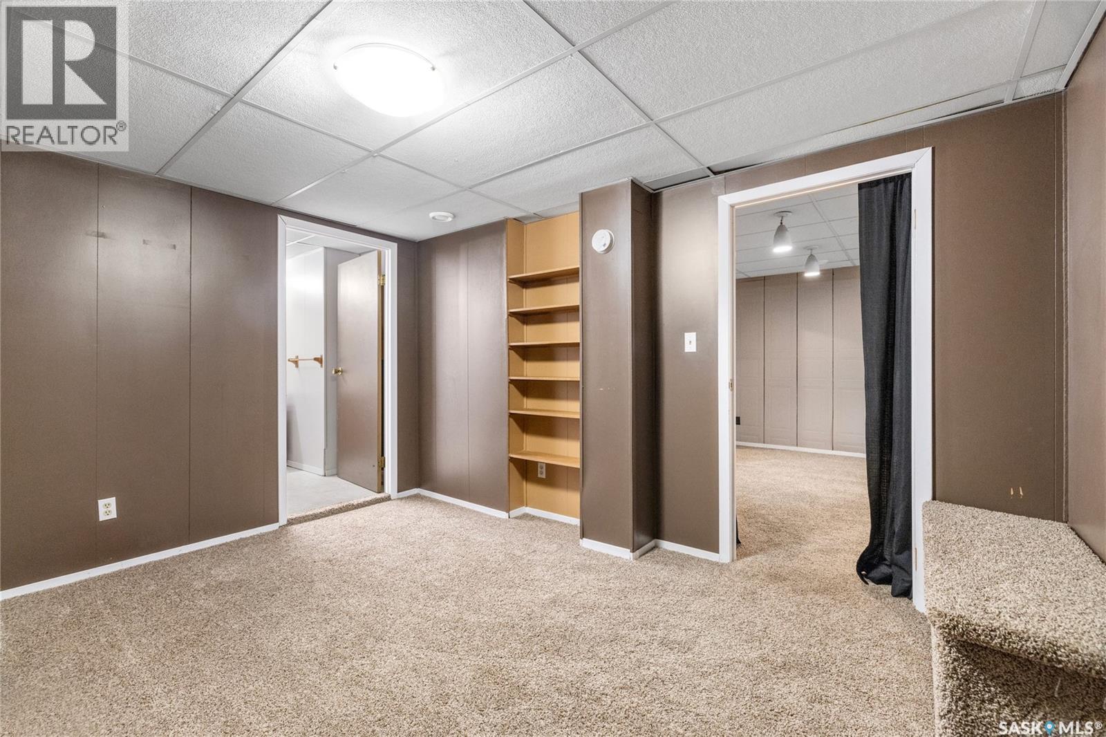 Photo 38 of 307 Avon Drive, Regina SK