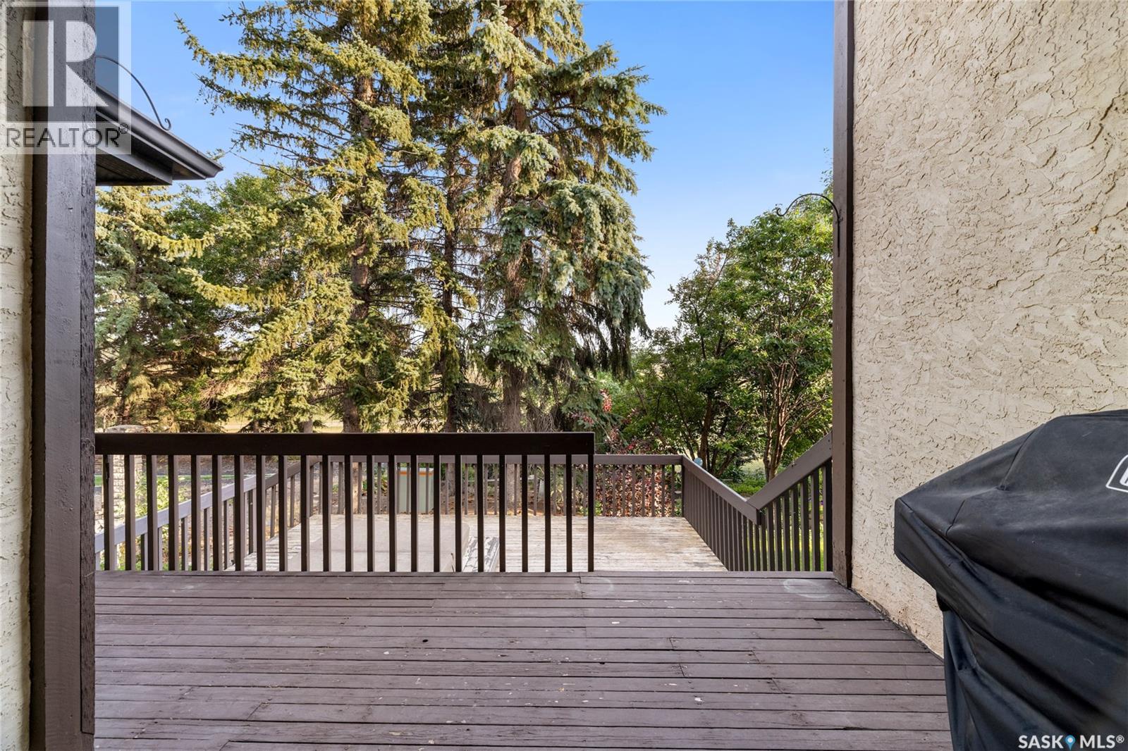 Photo 41 of 307 Avon Drive, Regina SK