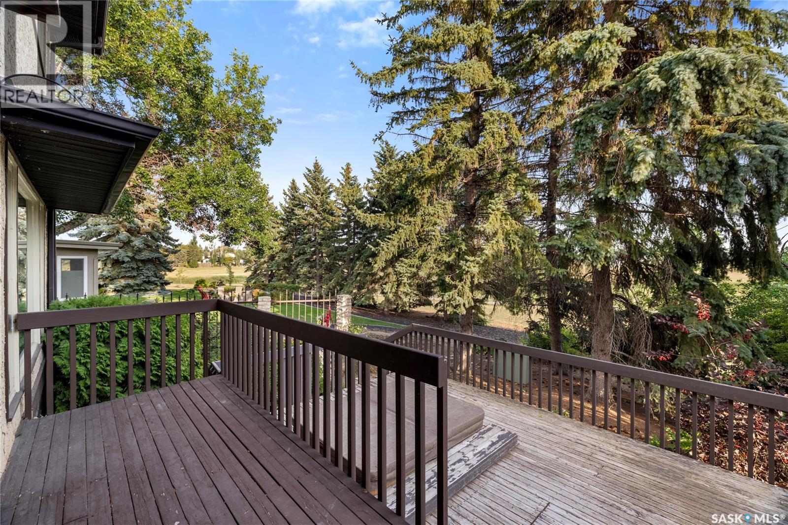 Photo 42 of 307 Avon Drive, Regina SK