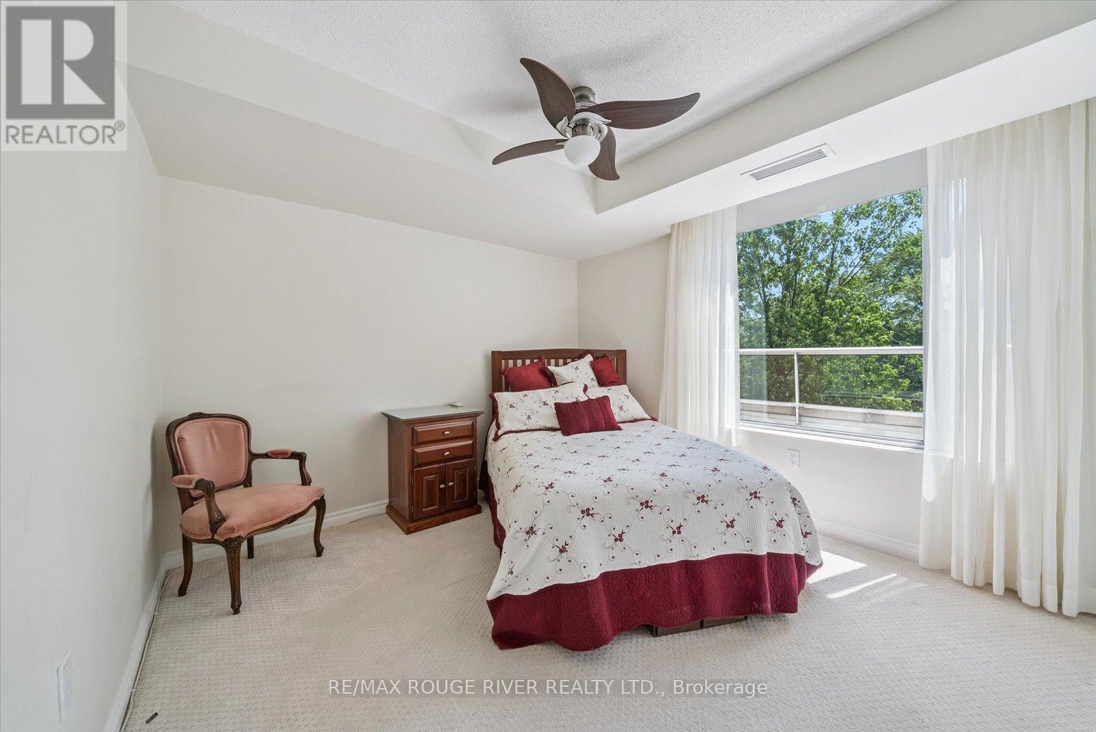 Photo 20 of 317 452 Scarborough Golf Club Road, Toronto ON