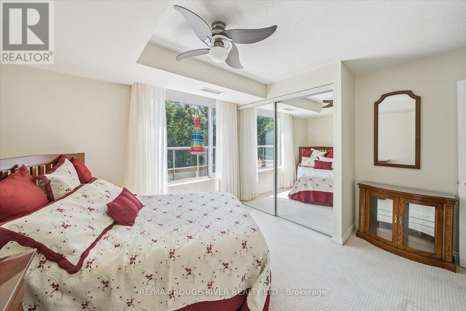 Photo 21 of 317 452 Scarborough Golf Club Road, Toronto ON