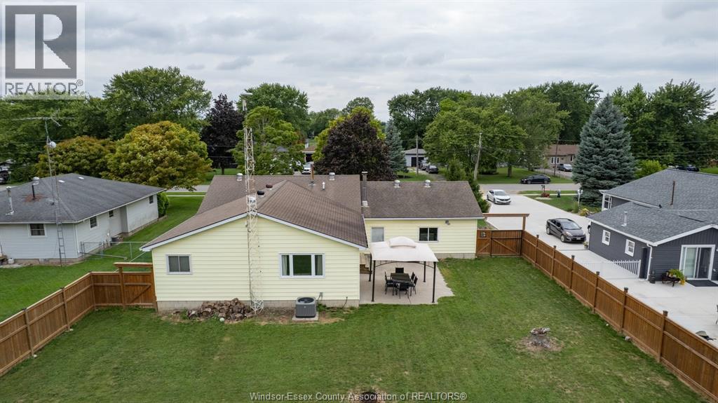 Photo 30 of 940 Hale Street, Stoney Point ON