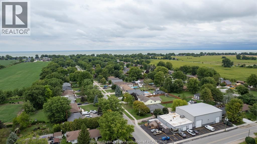 Photo 33 of 940 Hale Street, Stoney Point ON